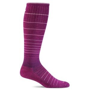 Sockwell Women’s Moderate Compression Socks (15–20 mmHg) – Size M/L – Violet New